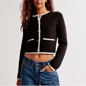Abercrombie and Fitch Black & Cream Contrast Trim Sweater